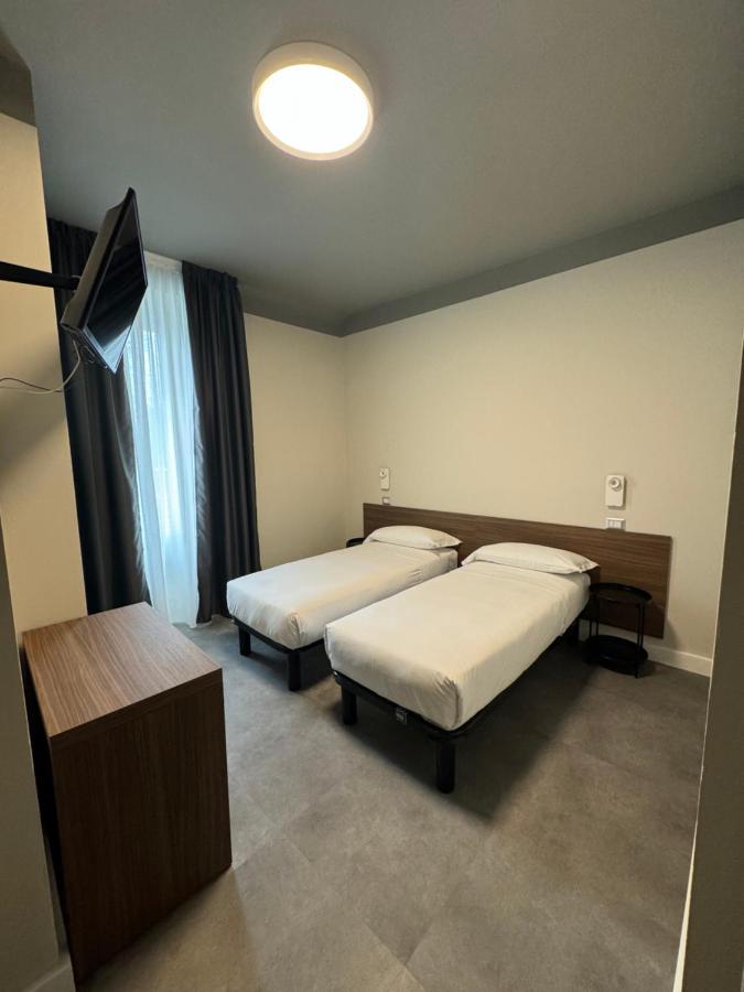 Hotel 22 Marzo Мілан Екстер'єр фото